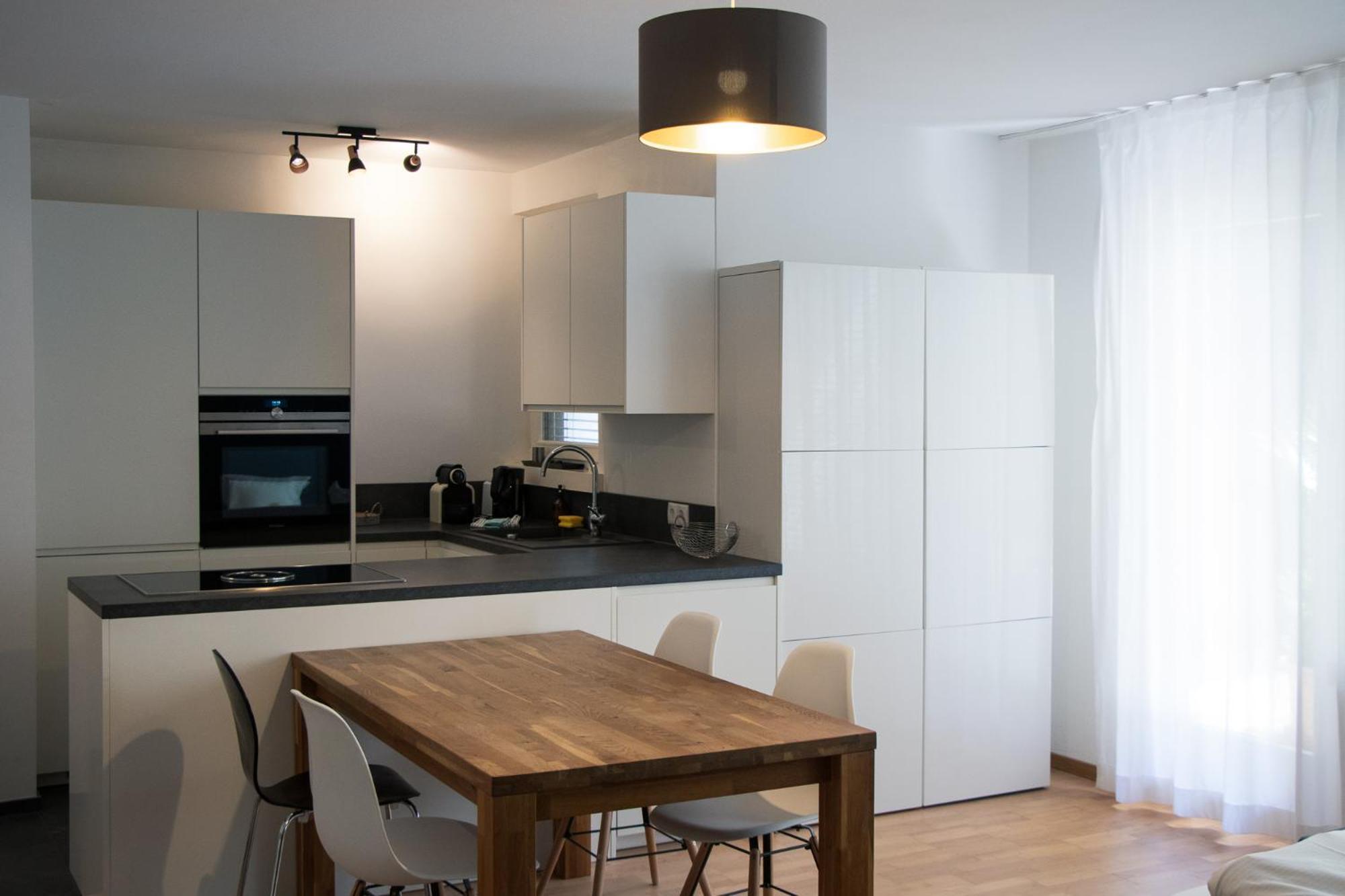 Stylische Stadt-Wohnung Bregenz - Mit Parkplatz Экстерьер фото